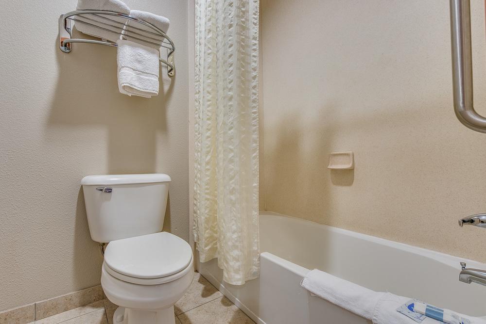 Executive Inn & Suites Cushing Екстериор снимка