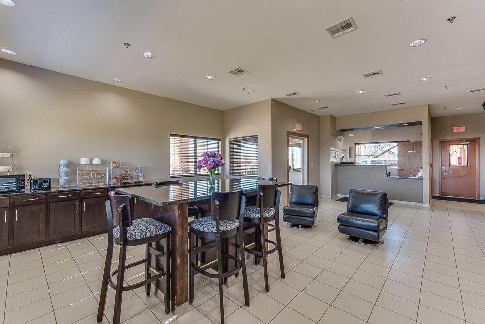 Executive Inn & Suites Cushing Екстериор снимка