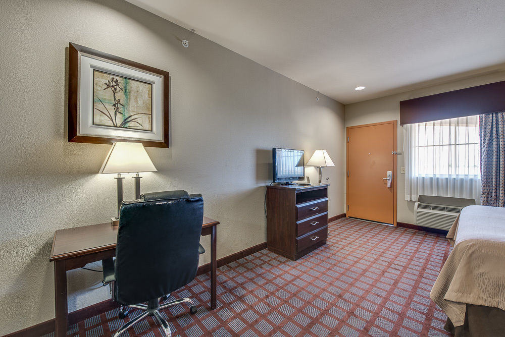 Executive Inn & Suites Cushing Екстериор снимка